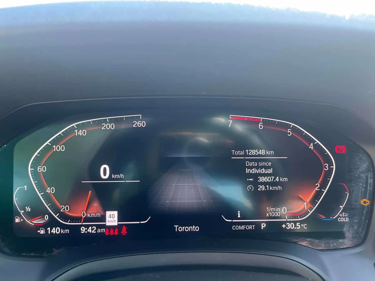 BMW 330 i xDrive * М-SPORT* ДИГИТАЛНО ТАБЛО* , снимка 8 - Автомобили и джипове - 55728692