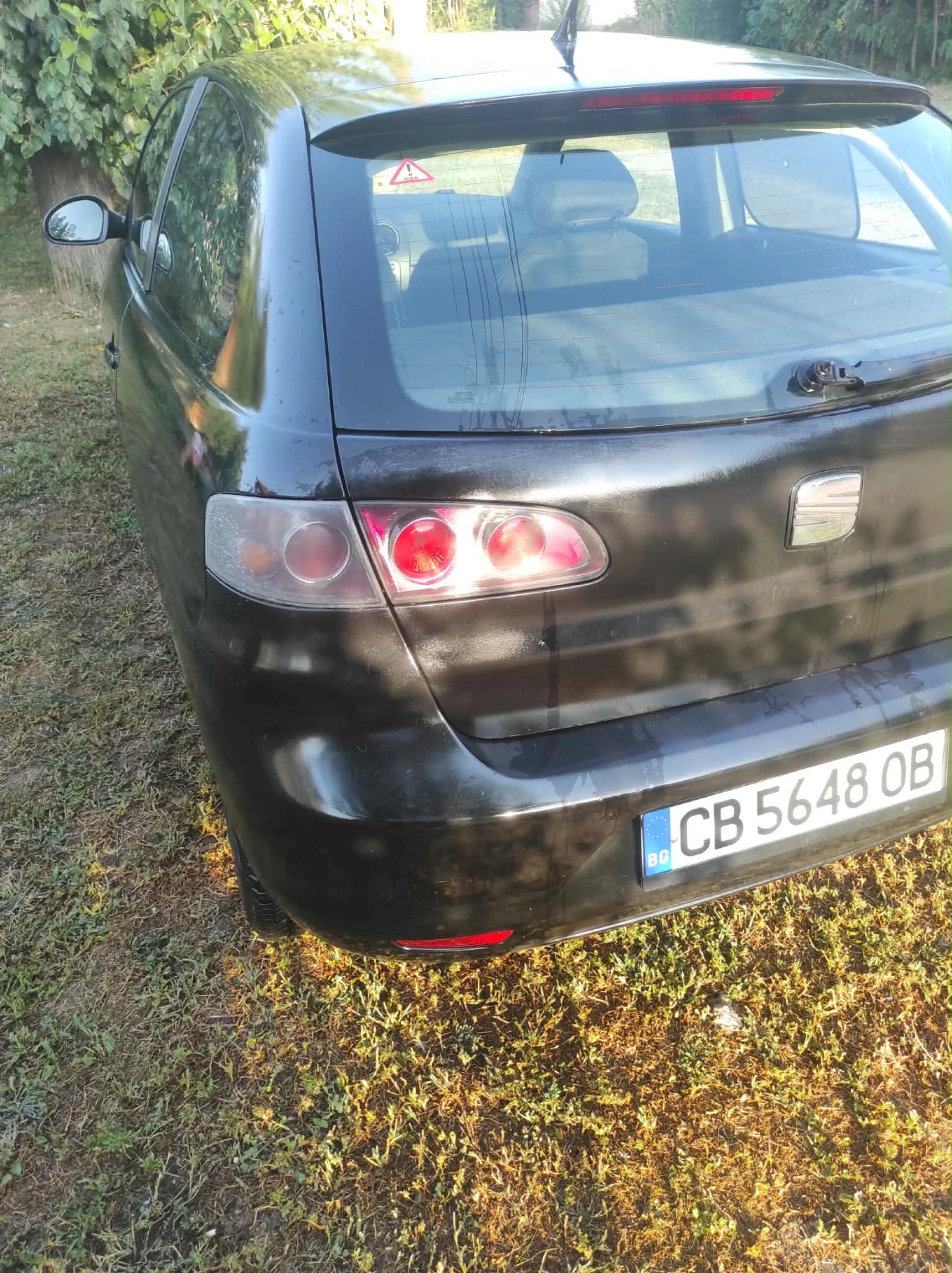 Seat Ibiza Газ-бензин, снимка 3 - Автомобили и джипове - 55963829