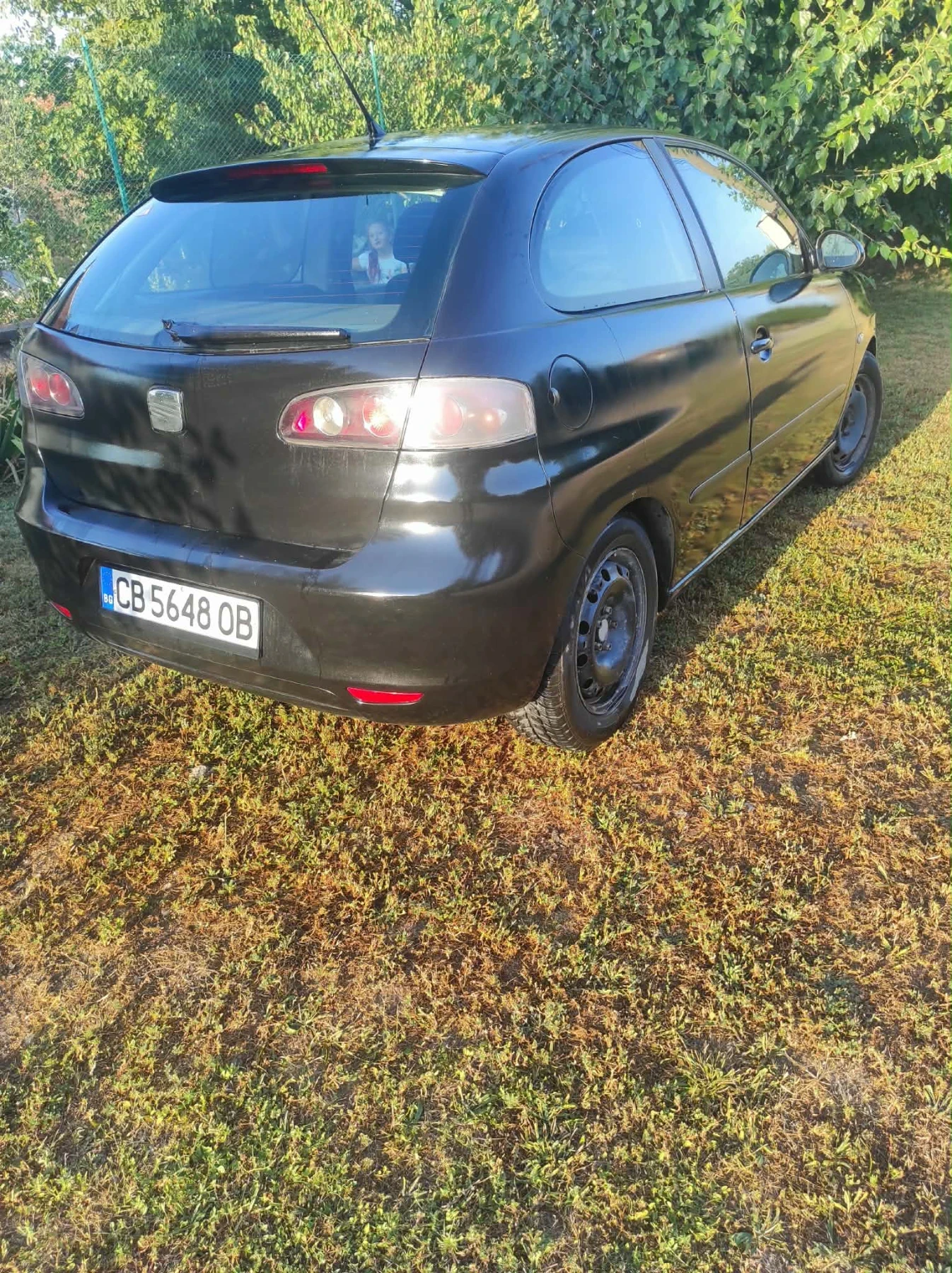 Seat Ibiza Газ-бензин, снимка 5 - Автомобили и джипове - 55963829