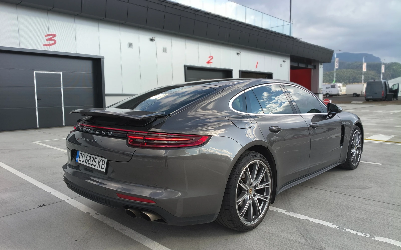 Porsche Panamera 4S, снимка 7 - Автомобили и джипове - 56209288