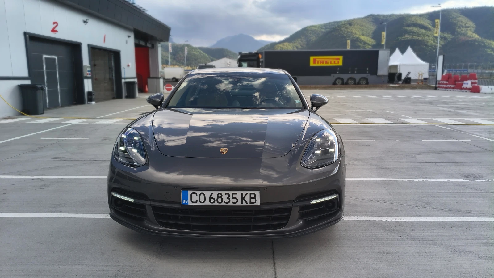 Porsche Panamera 4S, снимка 2 - Автомобили и джипове - 56209288