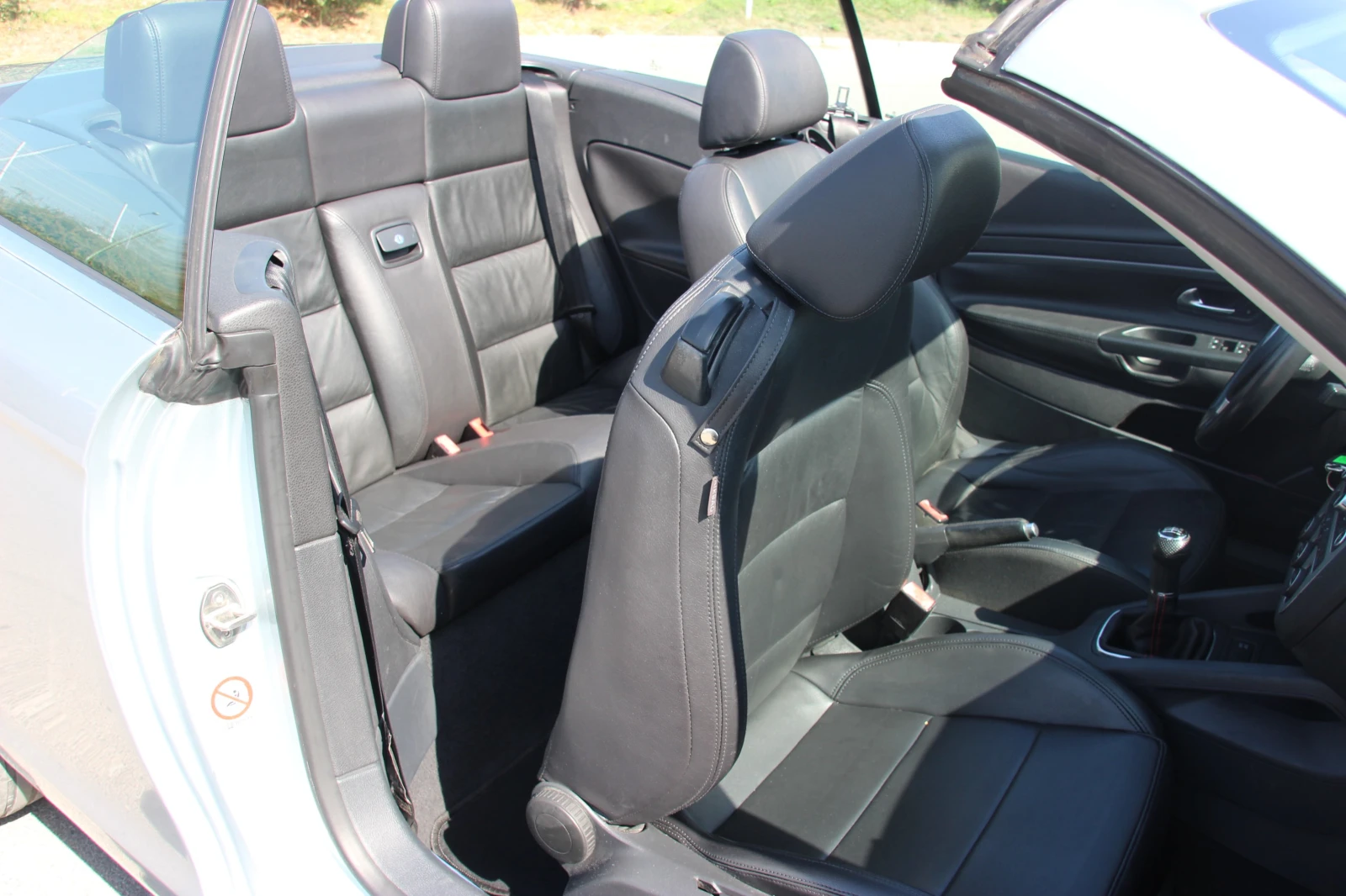 VW Eos CABRIO 2.0 TDI, снимка 13 - Автомобили и джипове - 56579029
