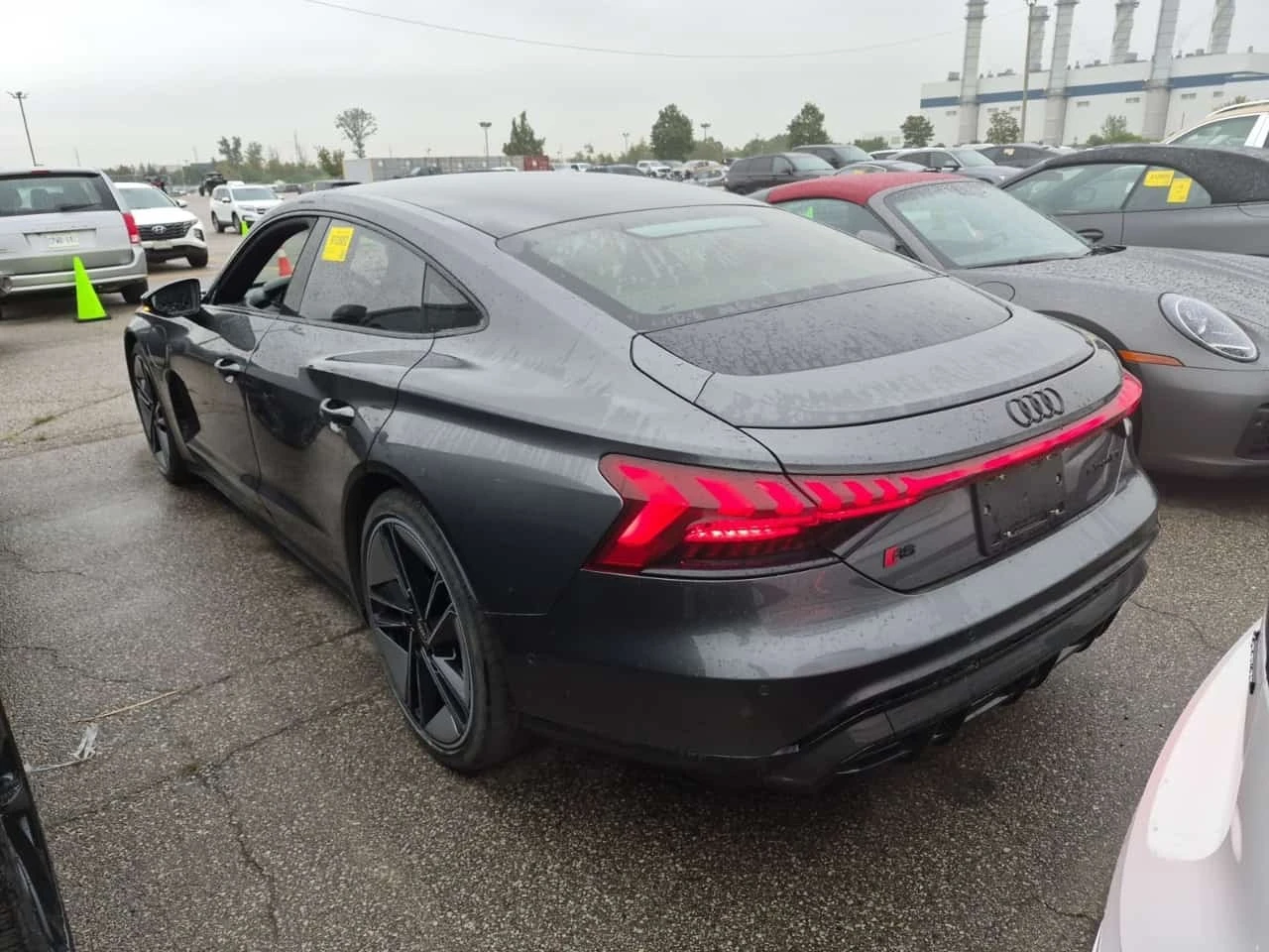 Audi E-Tron GT * QUATTRO * CARFAX * От VW * , снимка 4 - Автомобили и джипове - 56666042