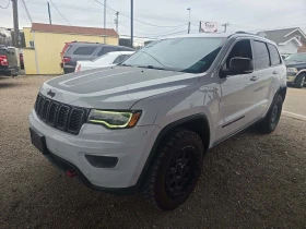 Jeep Grand cherokee 2017 Trailhawk* 5.7 Hemi* distronik* 8ZF* обдух* , снимка 1