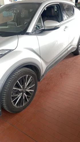 Toyota C-HR | Mobile.bg    6