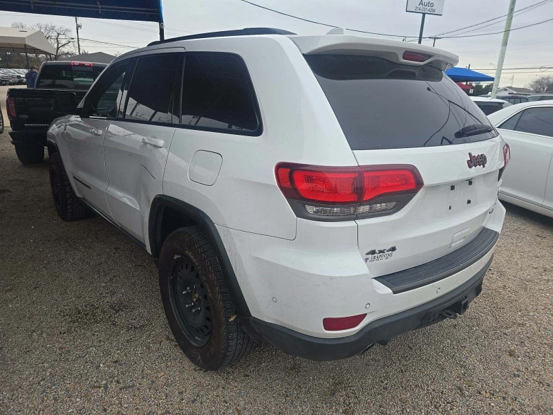 Jeep Grand cherokee 2017 Trailhawk* 5.7 Hemi* distronik* 8ZF* обдух* , снимка 3 - Автомобили и джипове - 49237354