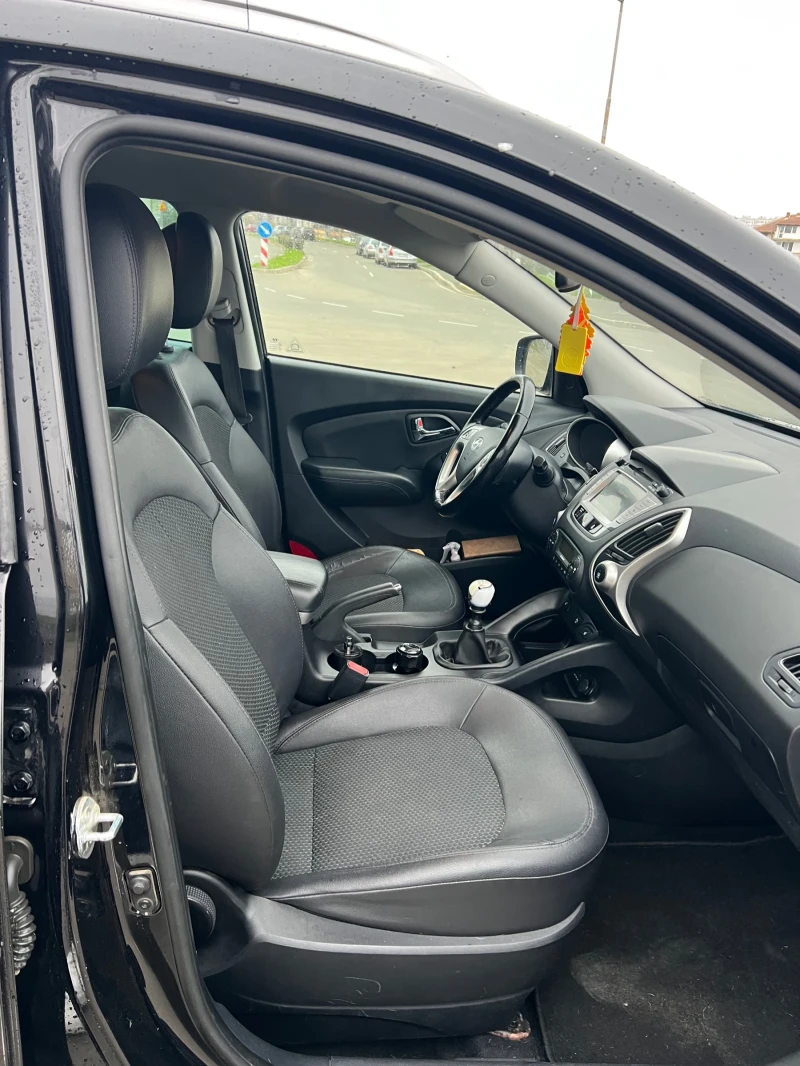Hyundai IX35 2.0CRDI 4Х4, снимка 5 - Автомобили и джипове - 52614475