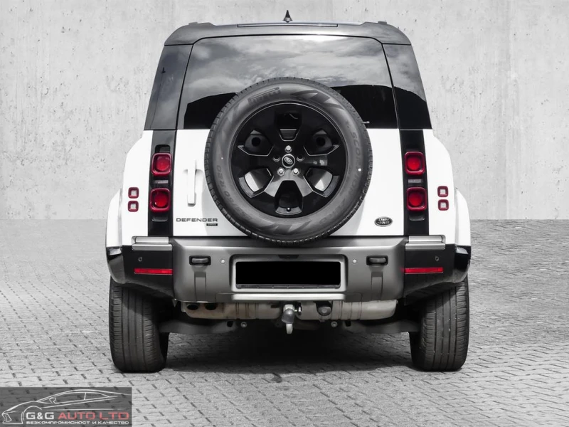 Land Rover Defender 110 X-Dynamic SE D300, снимка 4 - Автомобили и джипове - 53108546