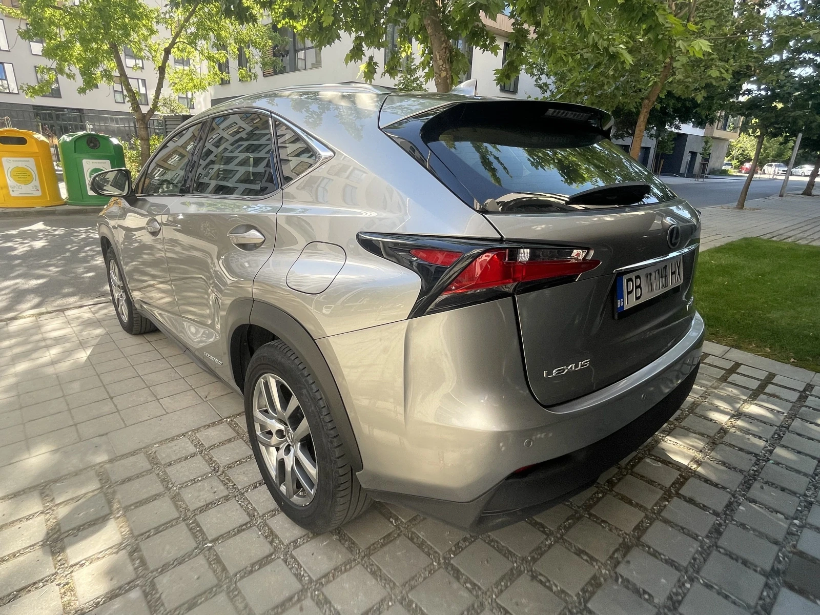 Lexus NX 300h 2.5-HYBRID-ГАРАНЦИЯ-KEYLESS-КАМЕРА-LED-4х4-EURO6B - изображение 6