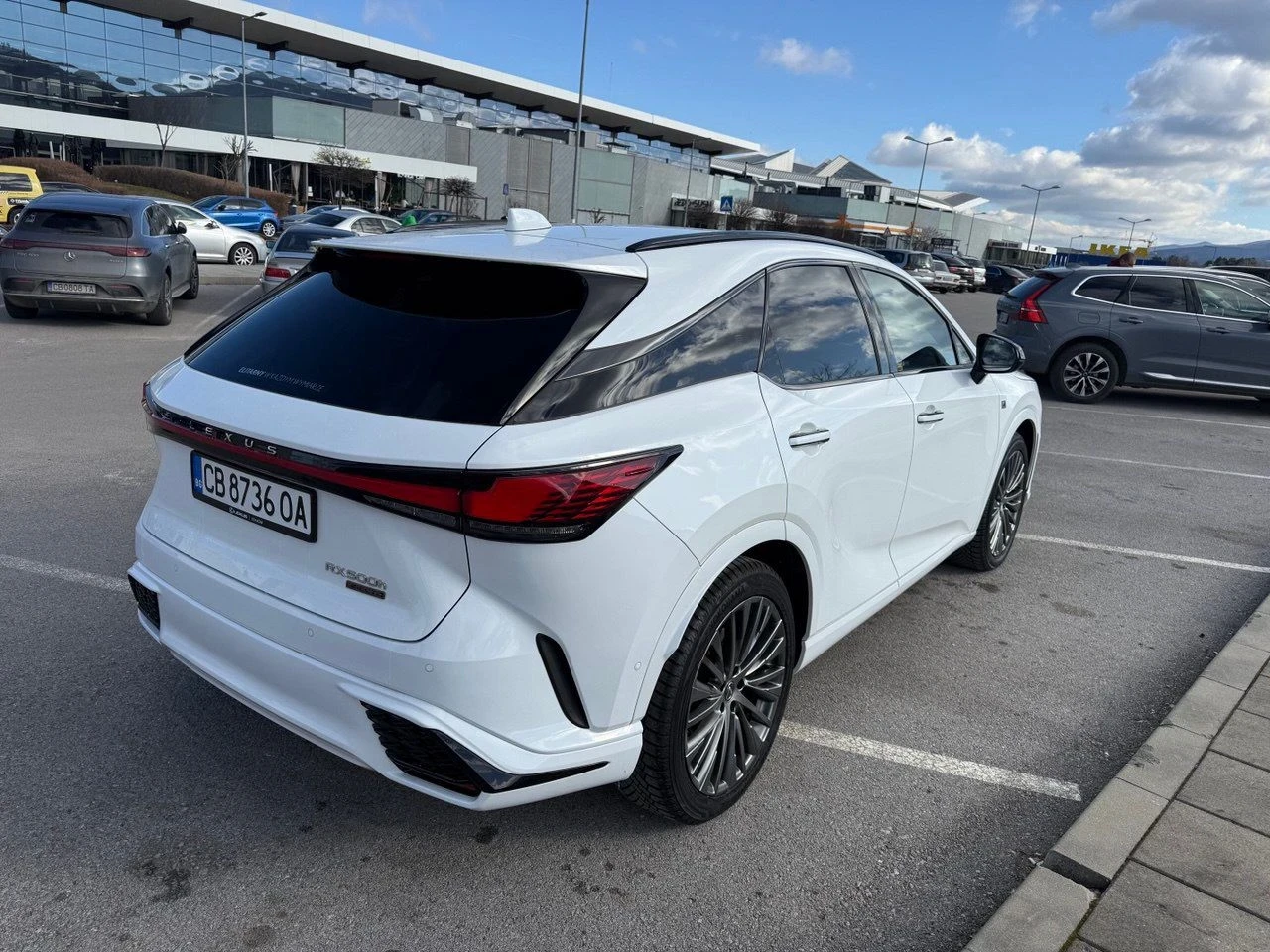 Lexus RX 500h F Sport  - изображение 4