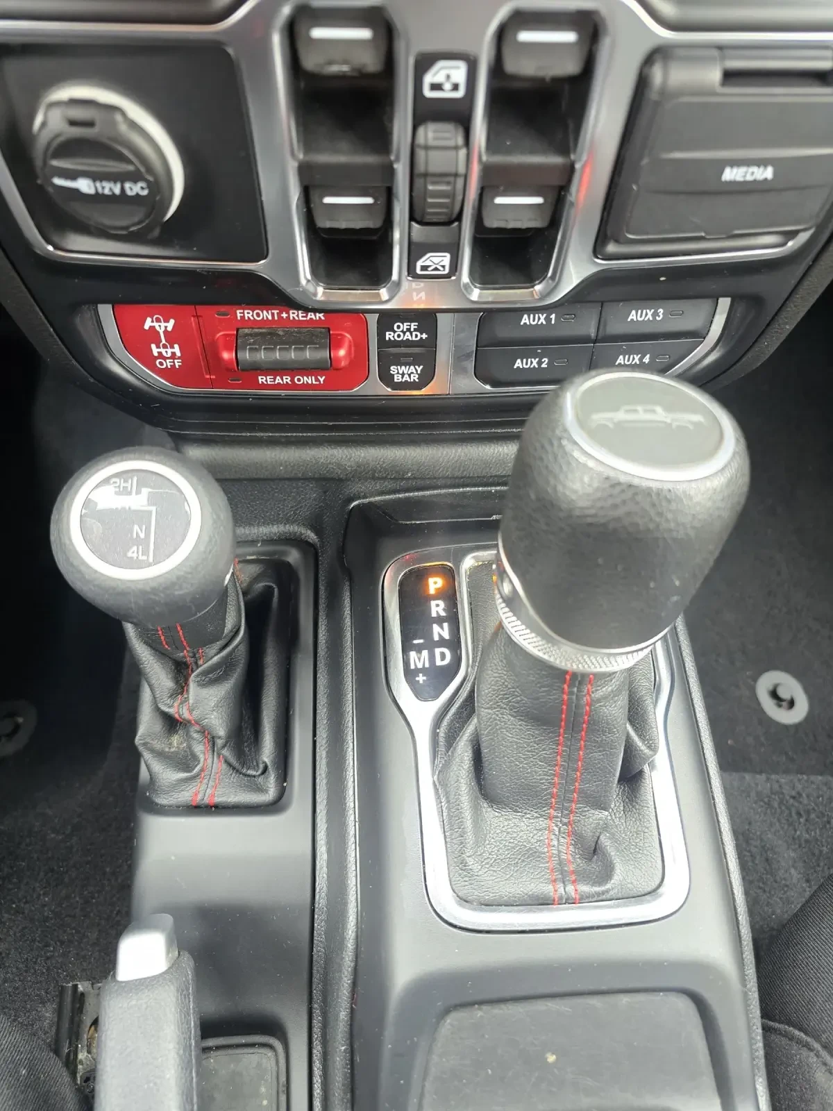 Jeep Gladiator RUBICON/FOX, снимка 14 - Автомобили и джипове - 54030648