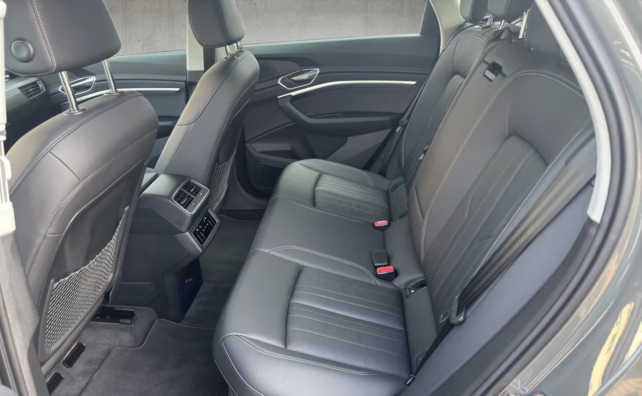 Audi Q8 E-TRON/50/340HP/ADVANCED/MATRIX/360/336z | Mobile.bg � ����������� 10