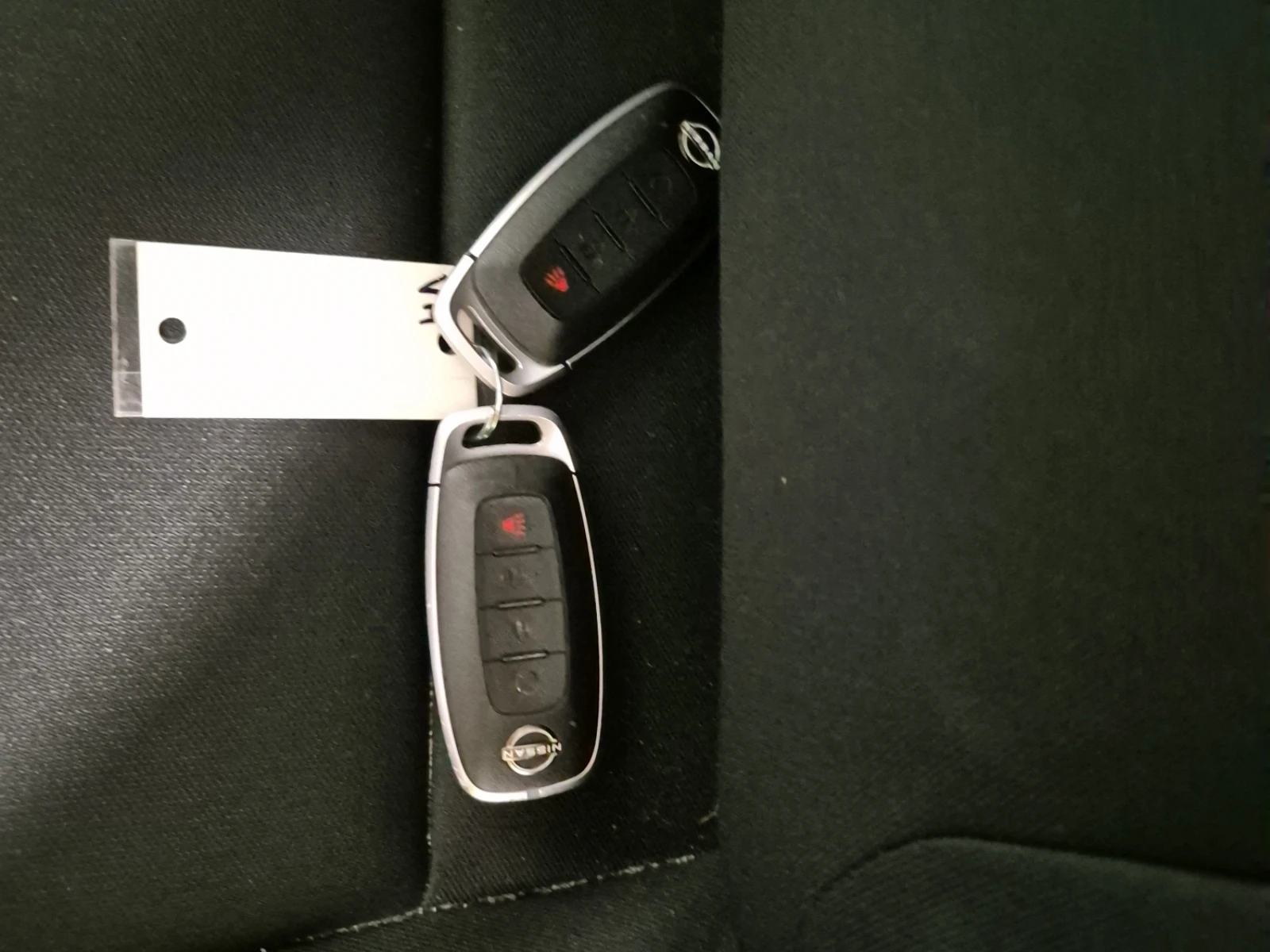 Nissan Rogue S AWD* ПОДГРЕВ* КАМЕРА* CARPLAY* М.ТОЧКА* , снимка 13 - Автомобили и джипове - 54427404