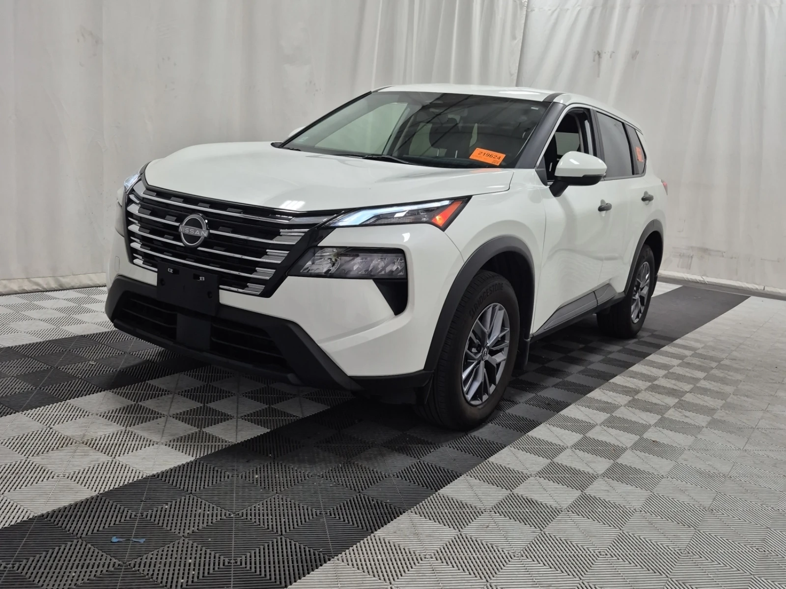 Nissan Rogue S AWD* ПОДГРЕВ* КАМЕРА* CARPLAY* М.ТОЧКА* 