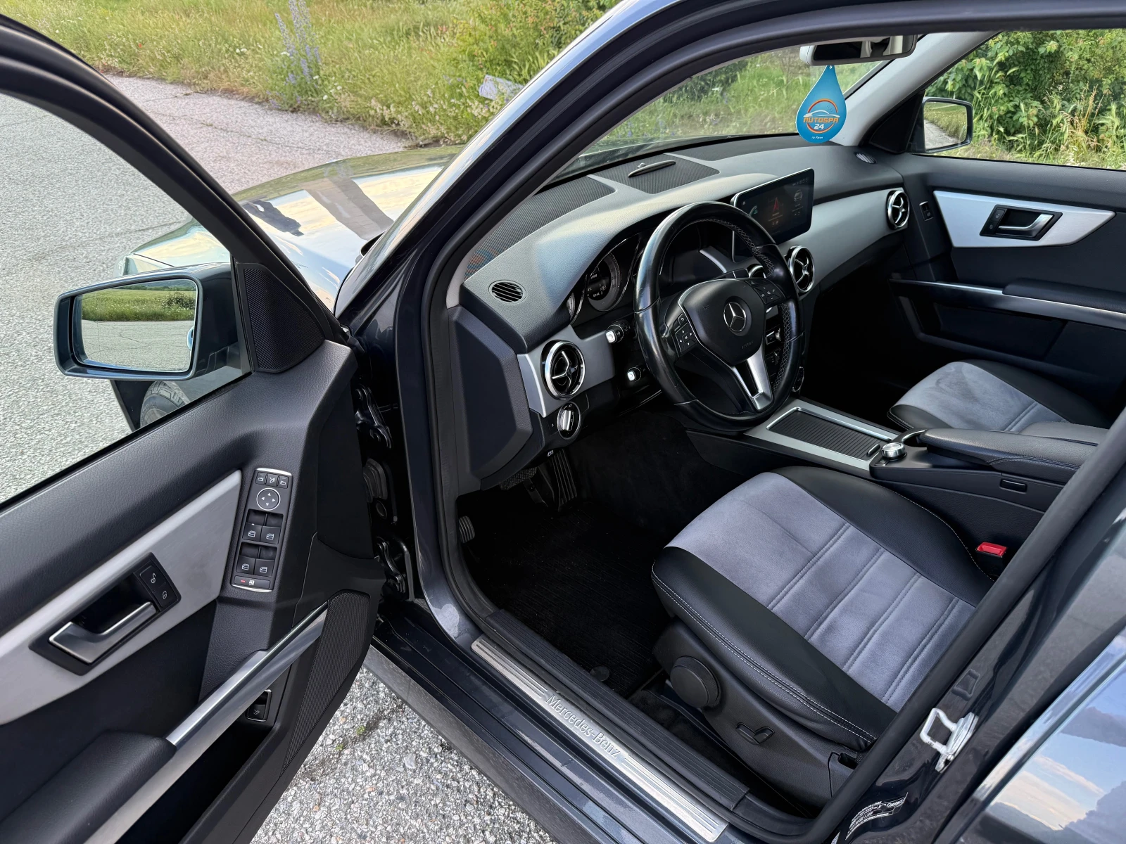 Mercedes-Benz GLK 220CDI* 4MATIC* SWISS* FACELIFT* , снимка 5 - Автомобили и джипове - 54755493