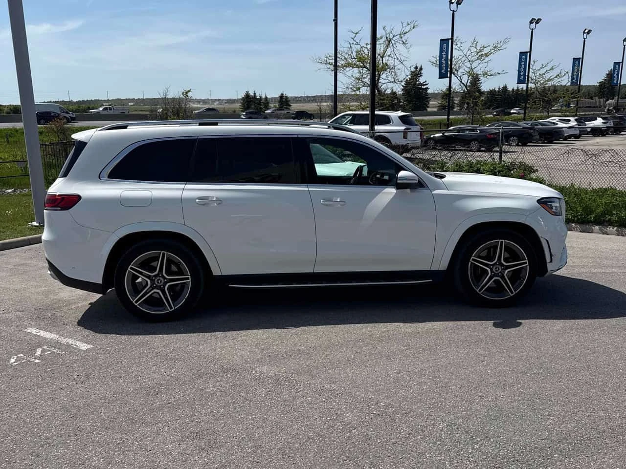 Mercedes-Benz GLS 450 * ДИСТРОНИК * 360 * ОБДУХВАНЕ * ПАМЕТ, снимка 12 - Автомобили и джипове - 54756195
