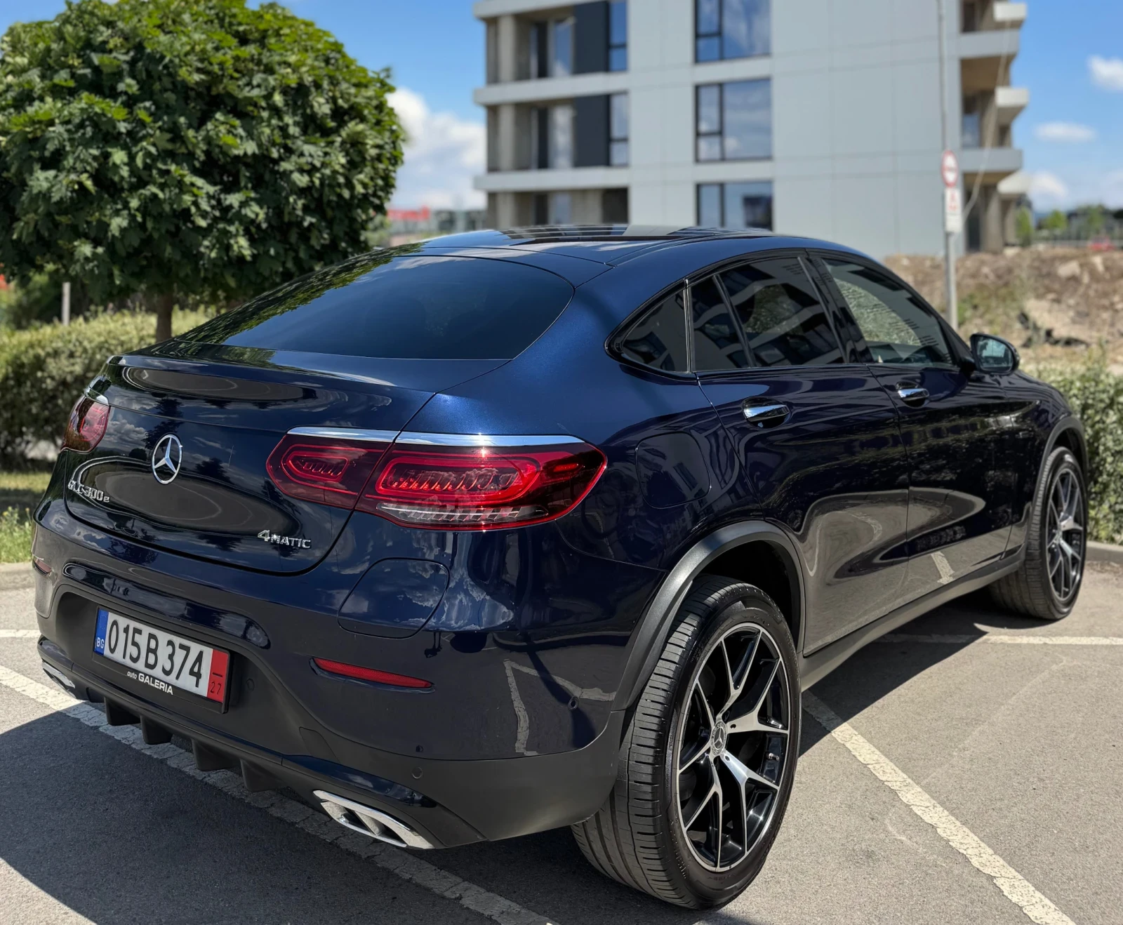 Mercedes-Benz GLC 300 AMG* Coupe* EQPower* Всички Екстри* , снимка 8 - Автомобили и джипове - 55229528