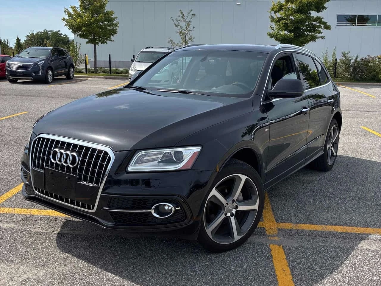 Audi Q5 2.0T Technik * CARFAX * АВТОКРЕДИТ * 