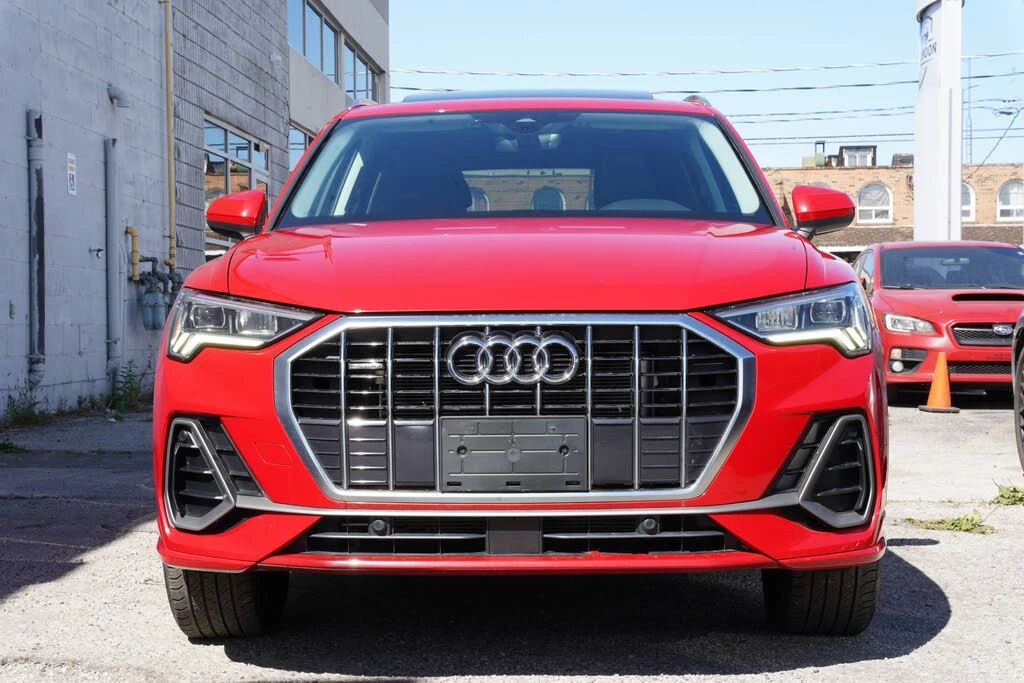 Audi Q3 АВТОКРЕДИТ, снимка 2 - Автомобили и джипове - 56531112