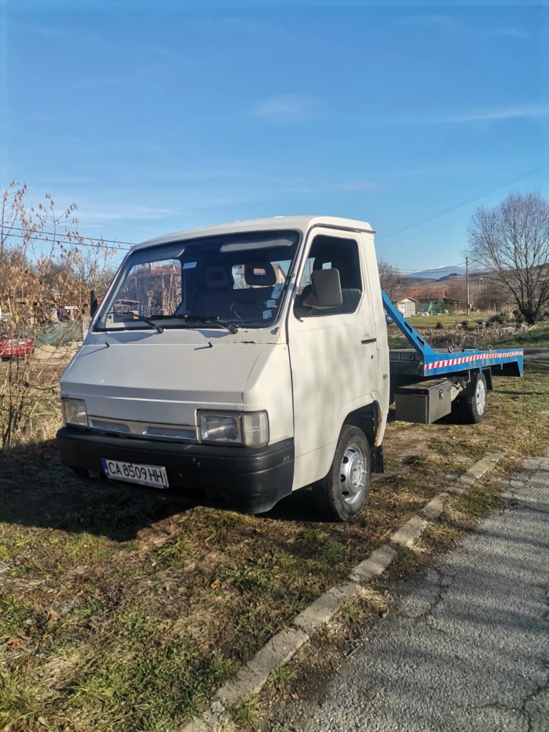 Nissan Trade, снимка 2 - Бусове и автобуси - 48102170