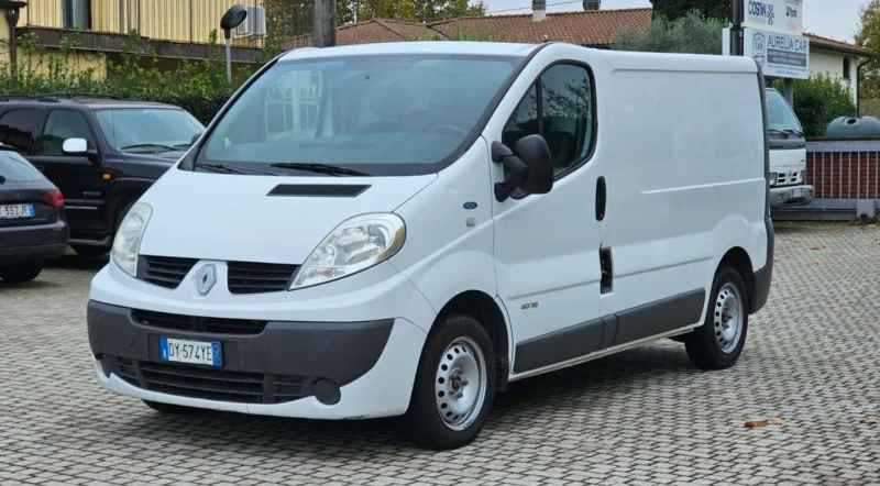 Renault Trafic 2.5 dCi 2.0 dCi 2.0 i 8 броя , снимка 13 - Бусове и автобуси - 51707900