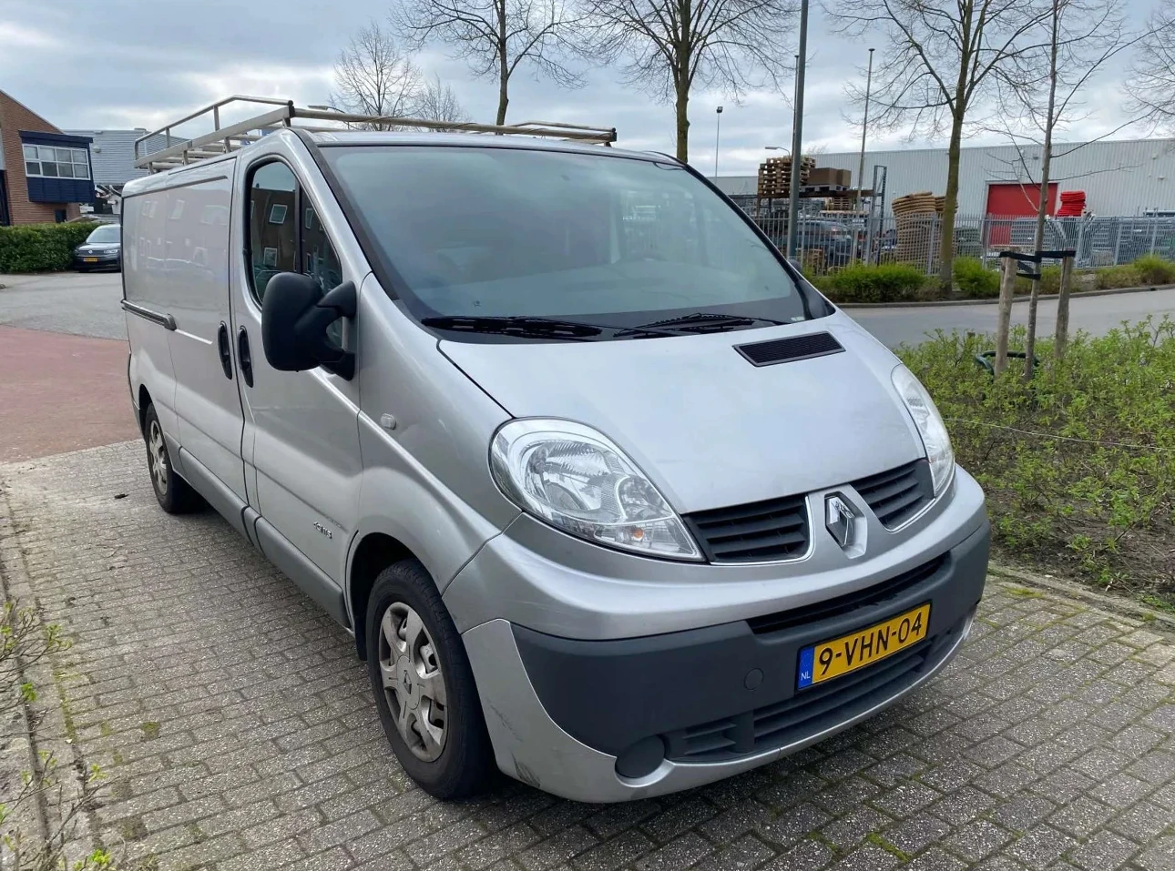 Renault Trafic 2.5 dCi 2.0 dCi 2.0 i 8   | Mobile.bg   16