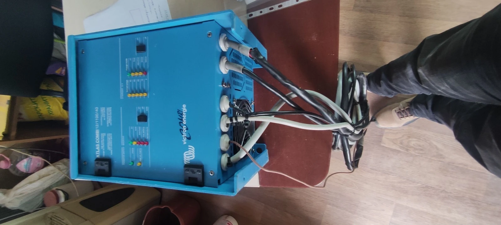 VICTRON ENERGY UPS  12v-24v DC  220v AC     . | Mobile.bg   4