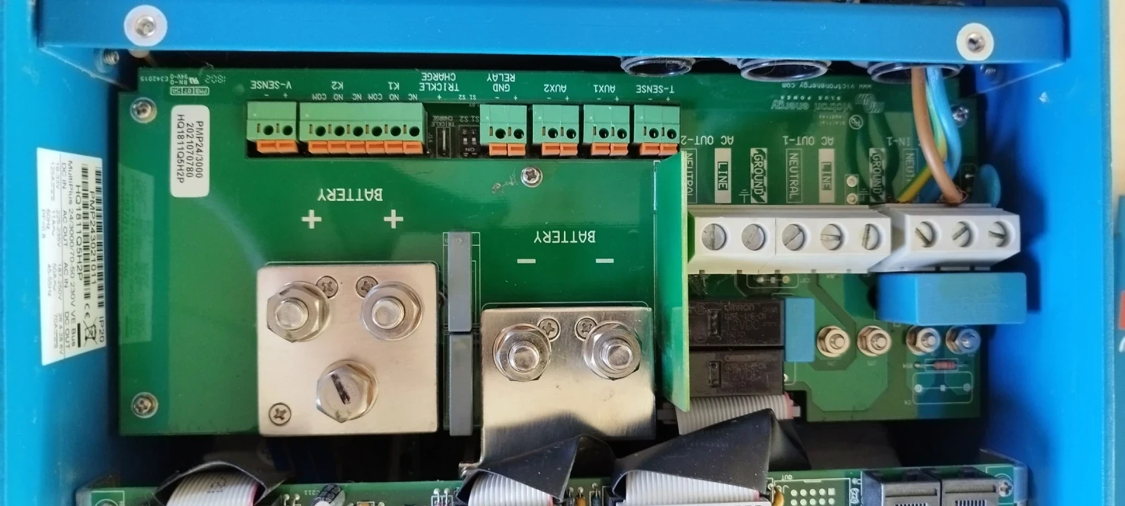 VICTRON ENERGY UPS  12v-24v DC  220v AC     . | Mobile.bg   16