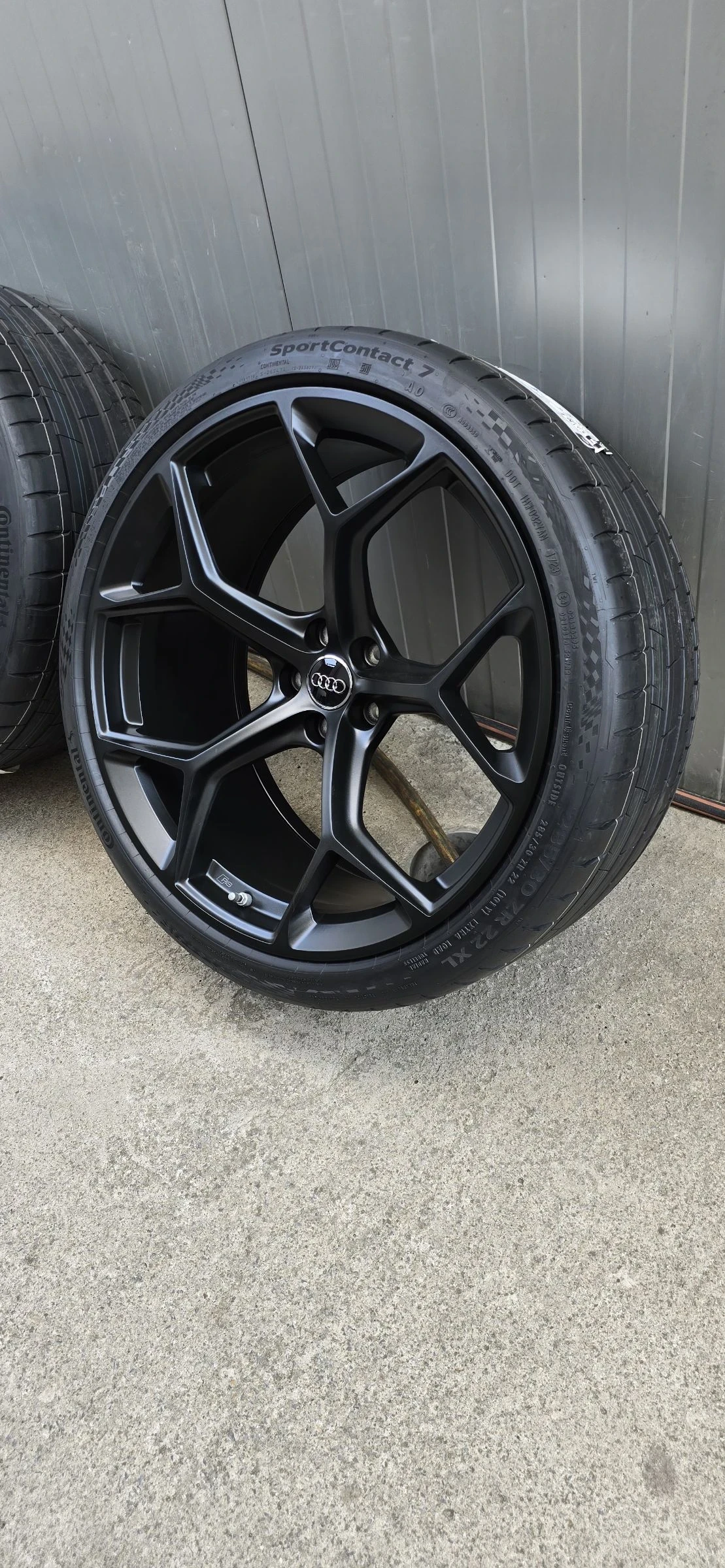 ���� � ������ 285/30R22 �� Audi Rs6 | Mobile.bg � ����������� 12