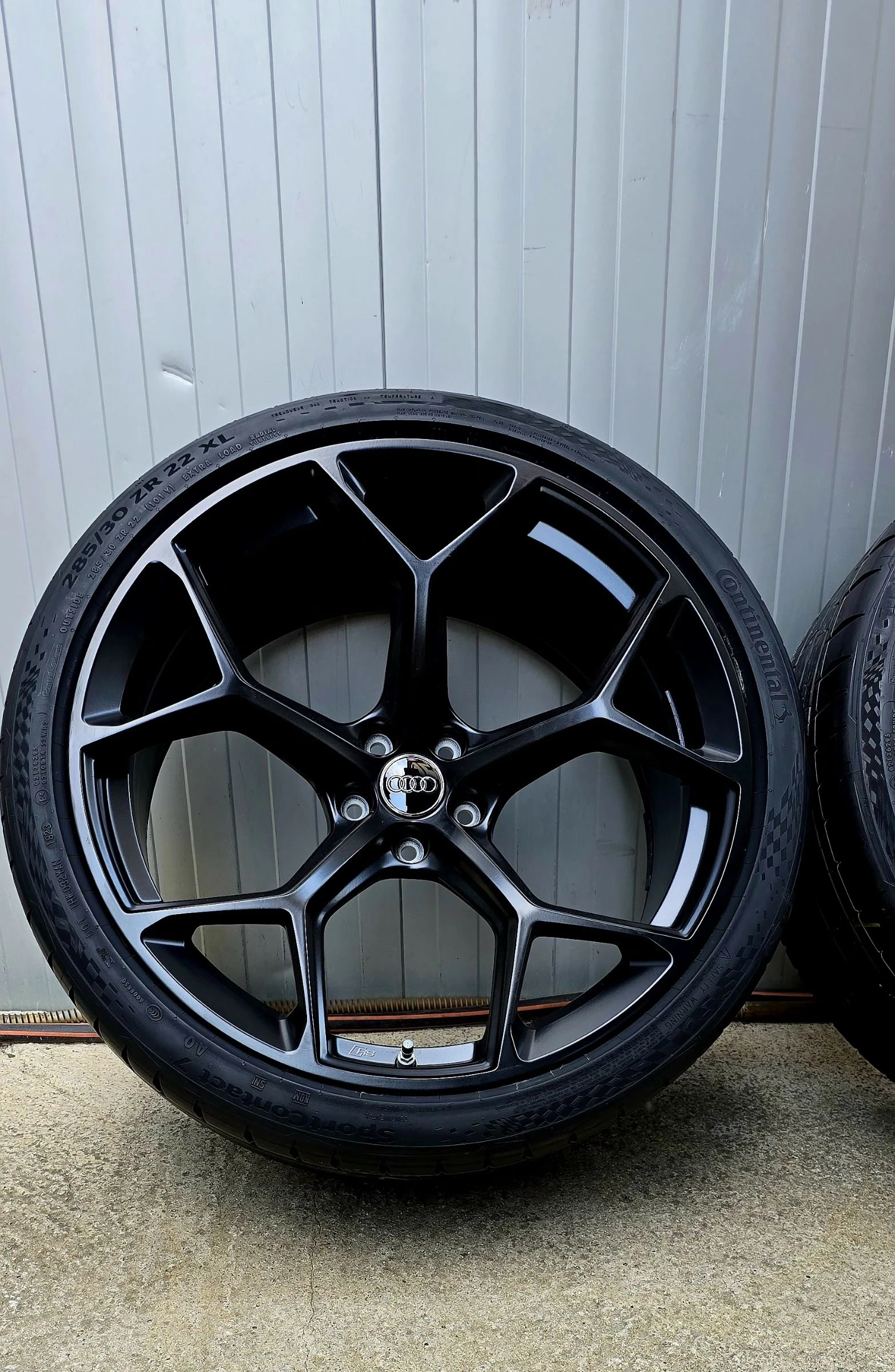 ���� � ������ 285/30R22 �� Audi Rs6 | Mobile.bg � ����������� 1