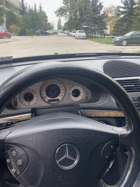 Mercedes-Benz E 320, снимка 7