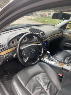 Mercedes-Benz E 320, снимка 3