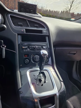 Peugeot 5008 1.6HDi * EURO 6* Автоматик* NAVI* , снимка 11