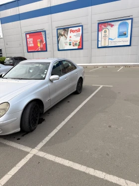 Mercedes-Benz E 270, снимка 2