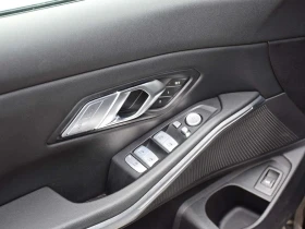 BMW 330 * xDrive * CARFAX * ЦЕНА ДО БГ, снимка 11