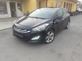 Hyundai I30 1.6 I NAVI PANORAMA  KAMERA PREMIUM