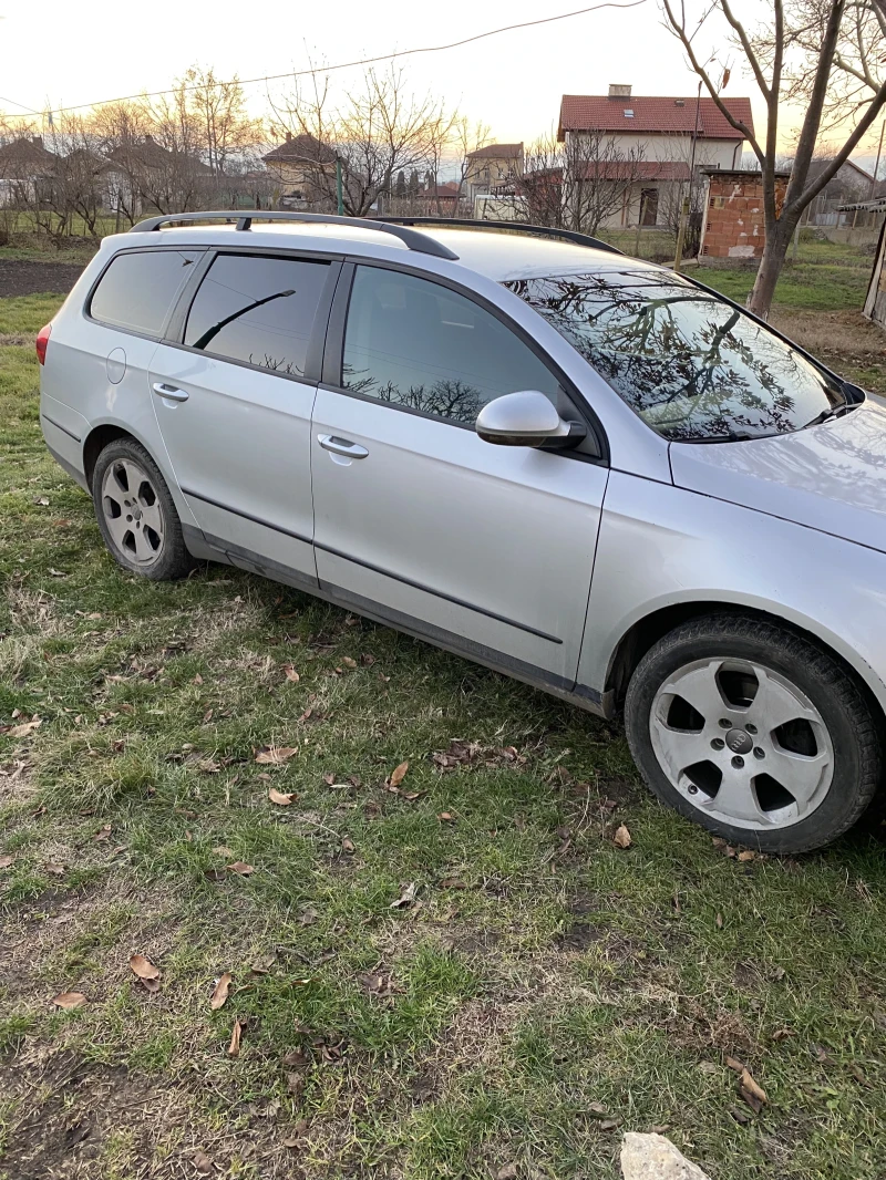 VW Passat 2.0TDI 16V цял за части, снимка 4 - Автомобили и джипове - 48347439