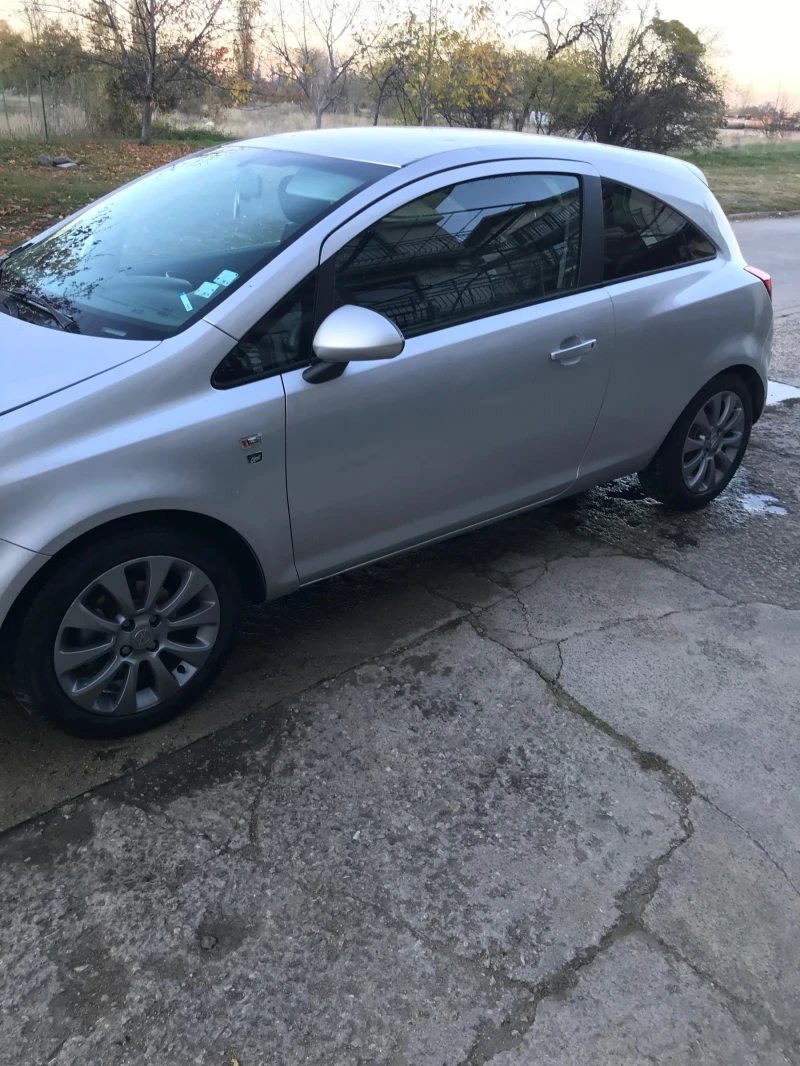 Opel Corsa, снимка 5 - Автомобили и джипове - 48349539