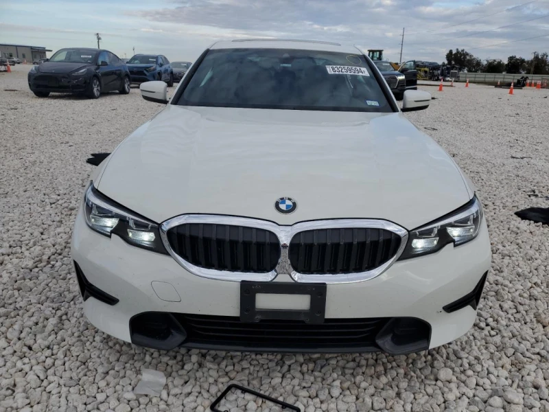 BMW 330 I, снимка 5 - Автомобили и джипове - 48629357