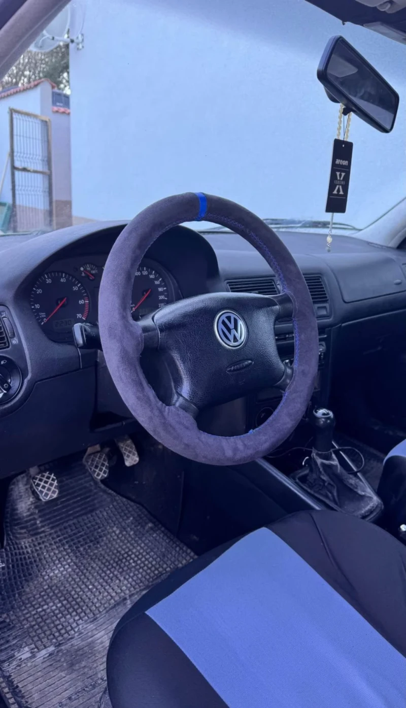 VW Golf, снимка 6 - Автомобили и джипове - 48923534