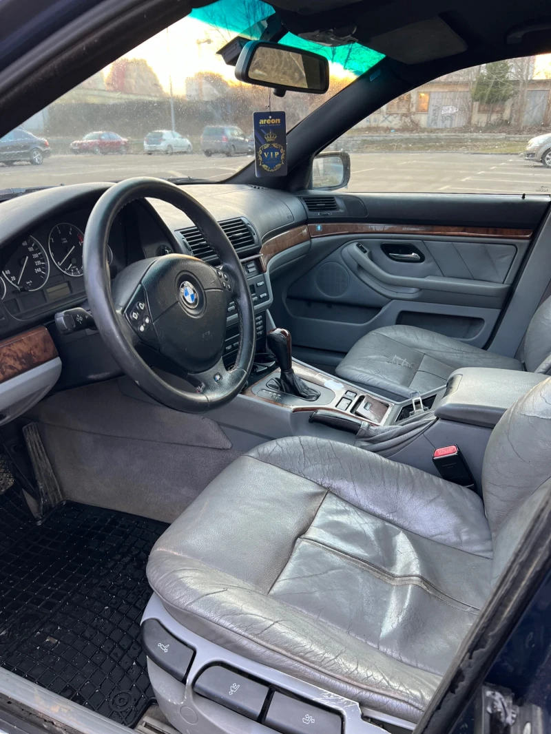 BMW 530, снимка 8 - Автомобили и джипове - 48960274