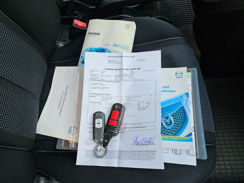 Mazda 2 1.5 бензин GT 103кс, снимка 17 - Автомобили и джипове - 50023505