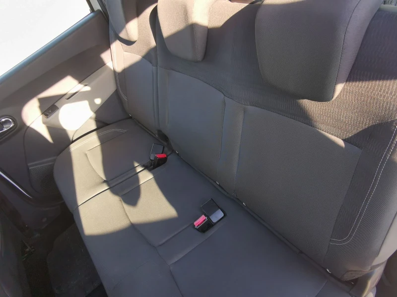 Dacia Lodgy, снимка 10 - Автомобили и джипове - 51899973