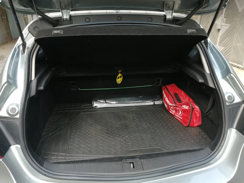 Opel Astra 1, 4, снимка 4 - Автомобили и джипове - 52702061