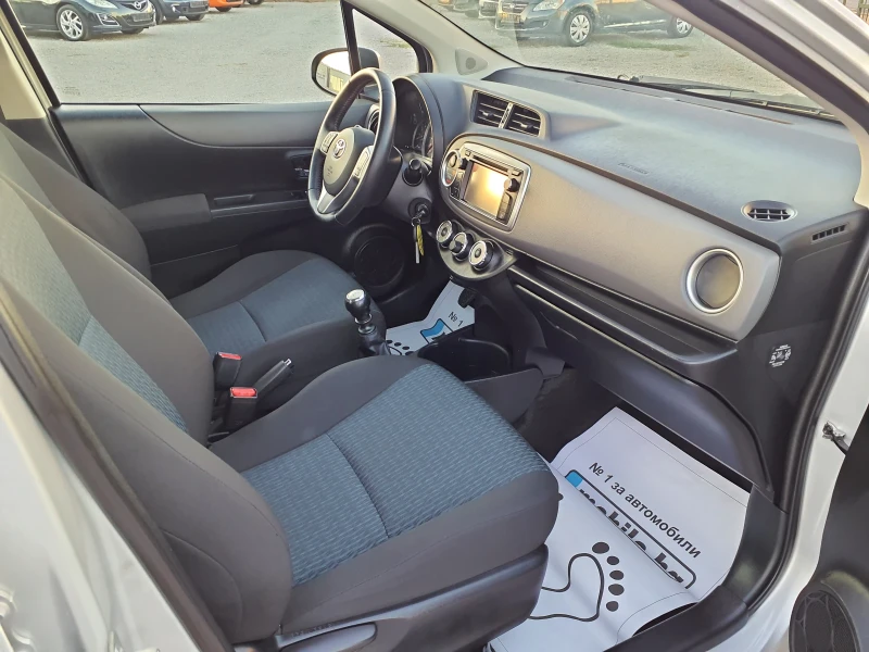 Toyota Yaris 1.4 D4D AKTIV, снимка 12 - Автомобили и джипове - 51782147