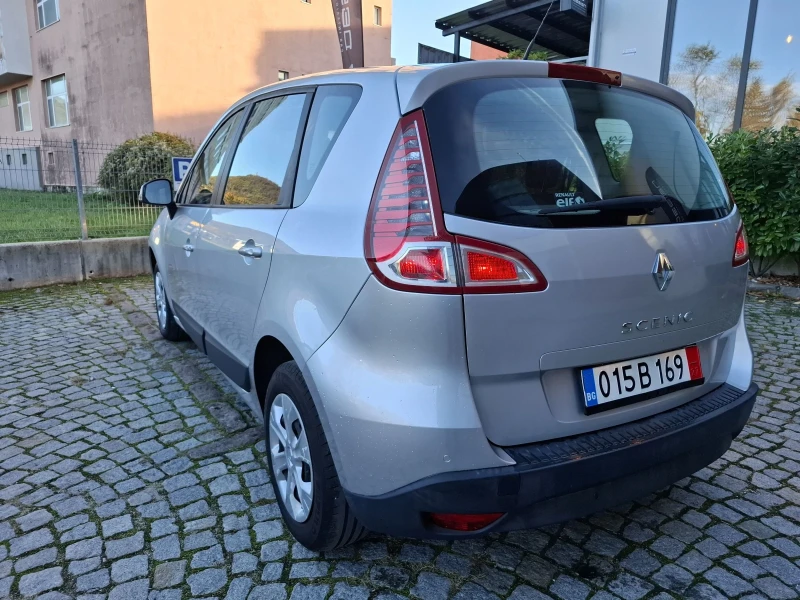 Renault Scenic 1.6i-110к.с.ОТЛИЧНА* КЛИМАТРОНИК* 6ск.* ТОП, снимка 3 - Автомобили и джипове - 52241904