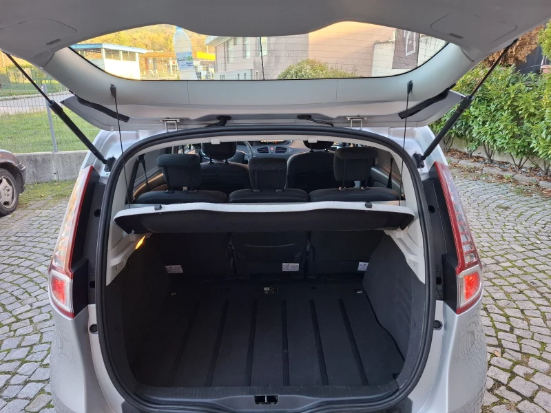 Renault Scenic 1.6i-110к.с.ОТЛИЧНА* КЛИМАТРОНИК* 6ск.* ТОП, снимка 16 - Автомобили и джипове - 52241904