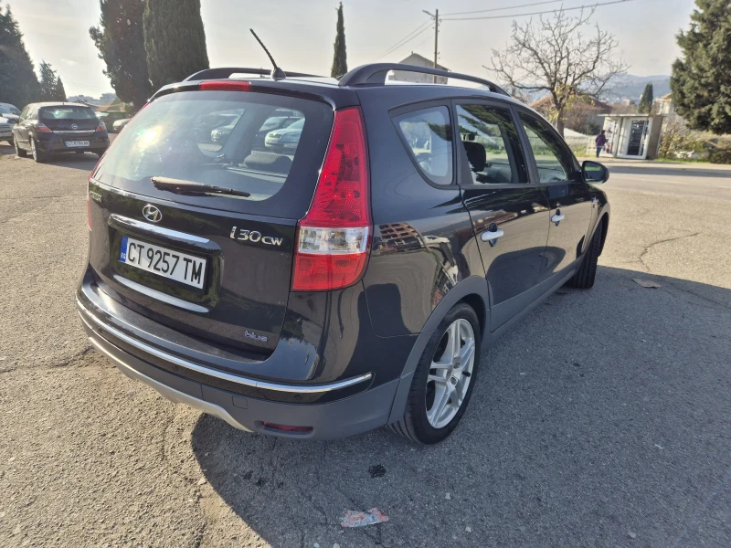 Hyundai I30 CW 1.4 118000км , снимка 3 - Автомобили и джипове - 52403710