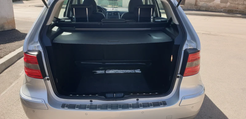 Mercedes-Benz B 180 CDI, снимка 11 - Автомобили и джипове - 52496261