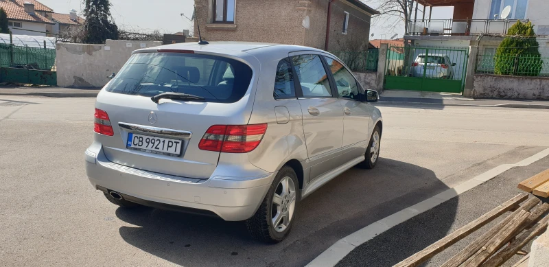 Mercedes-Benz B 180 CDI, снимка 6 - Автомобили и джипове - 52496261